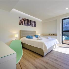 5 Bedroom Villa with Pool and Sea View Terrace near Dubrovnik, Sleeps 10 - 12